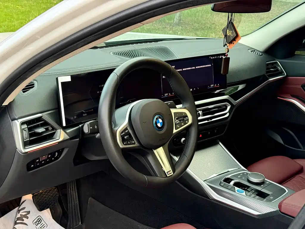 BMW i3 — фото 4