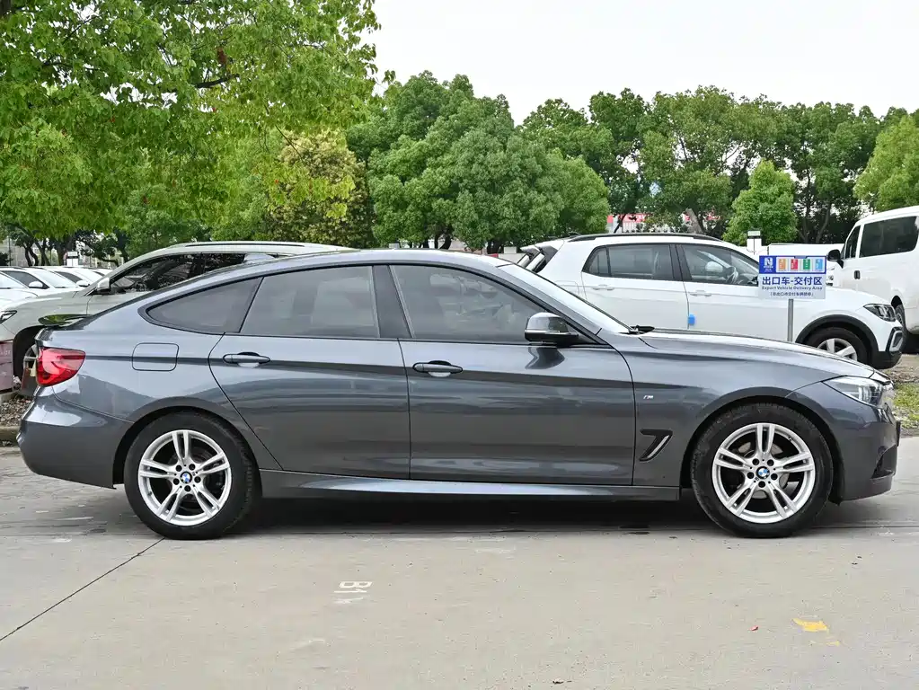 BMW 3 Series GT — фото 8