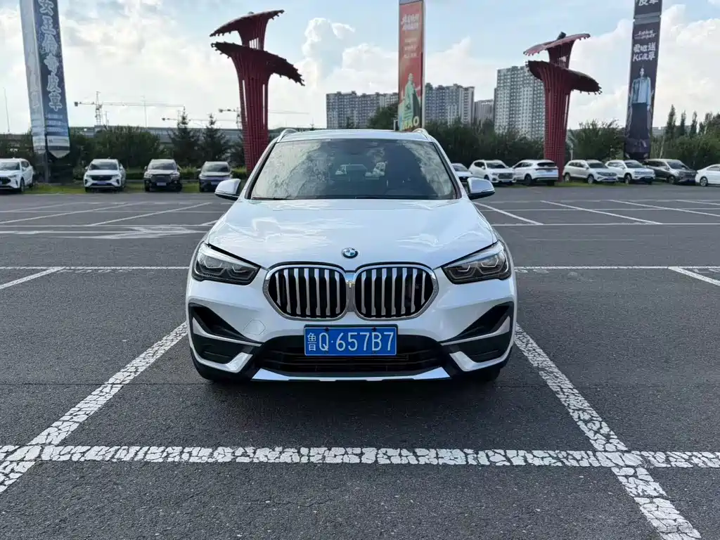 BMW X1 — фото 2