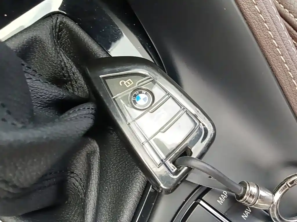 BMW X1 — фото 9