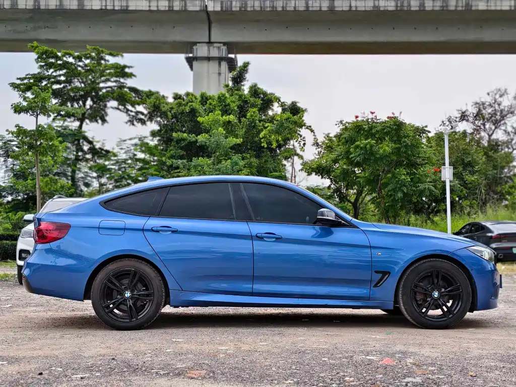 BMW 3 Series GT — фото 7
