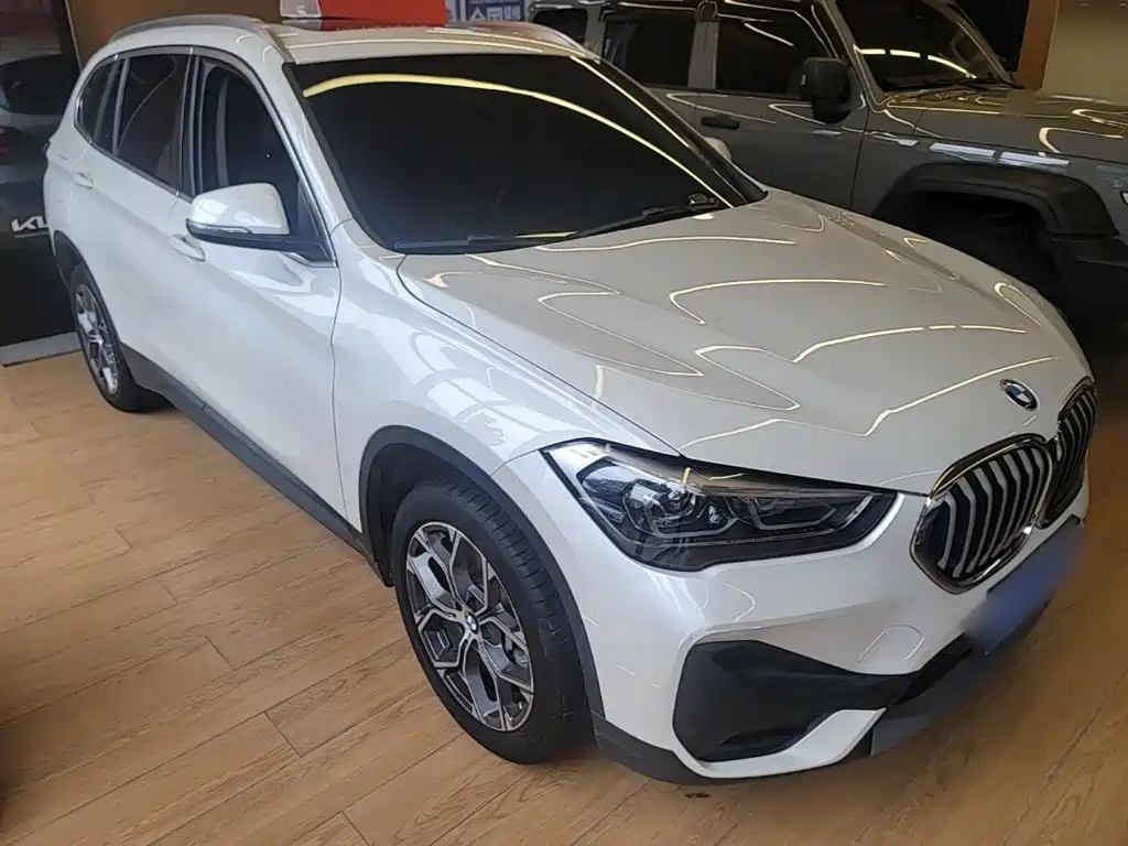 BMW X1 — фото 4