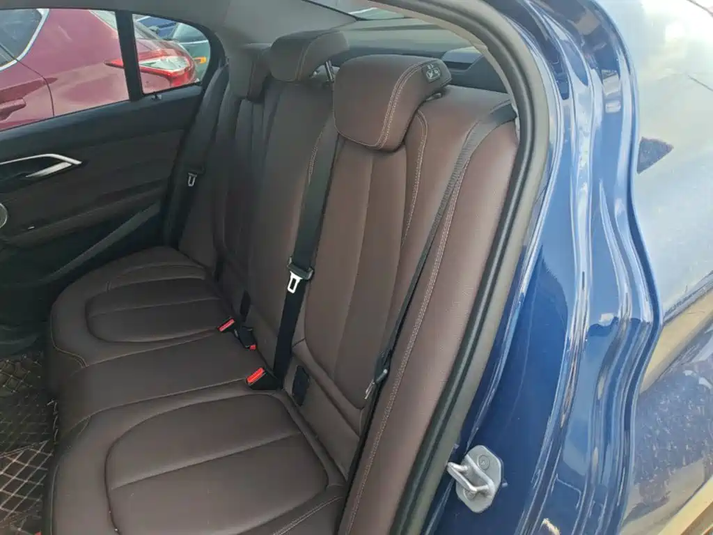 BMW 1 Series — фото 17