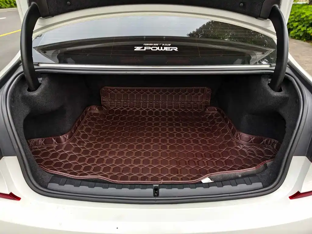 BMW 3 Series — фото 14