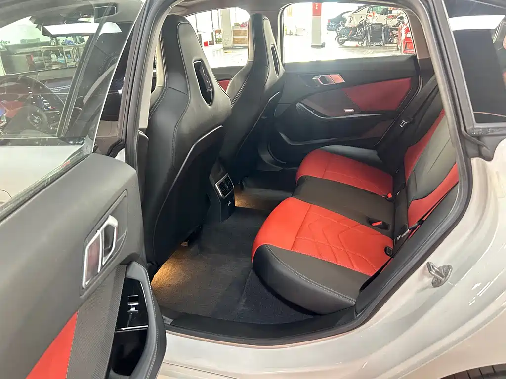 BMW 2 Series — фото 4