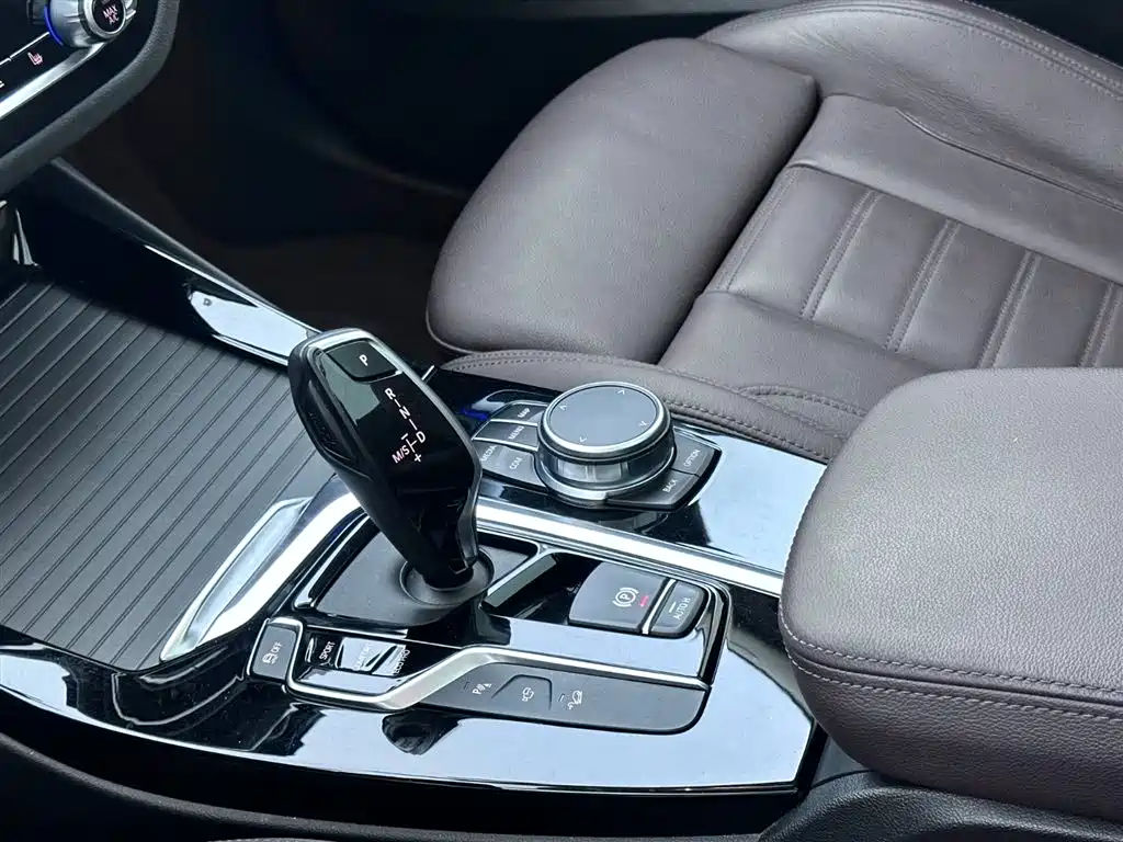 BMW X3 — фото 11