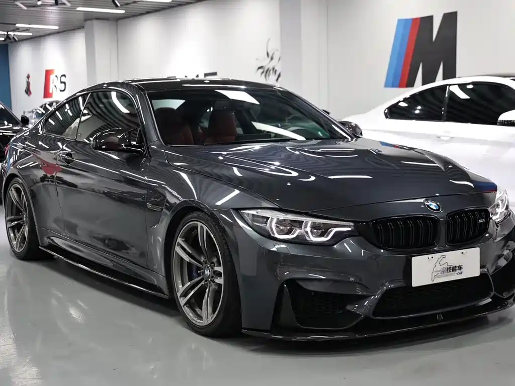 BMW M4 — фото 2
