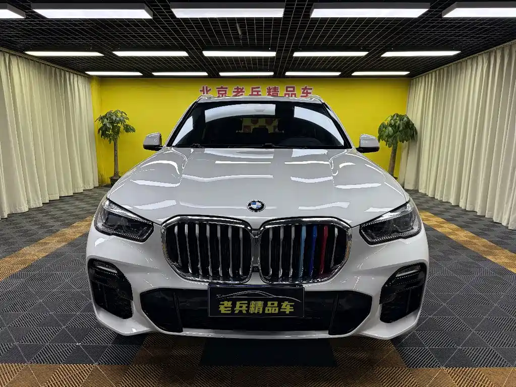 BMW X5 (Import) — фото 2