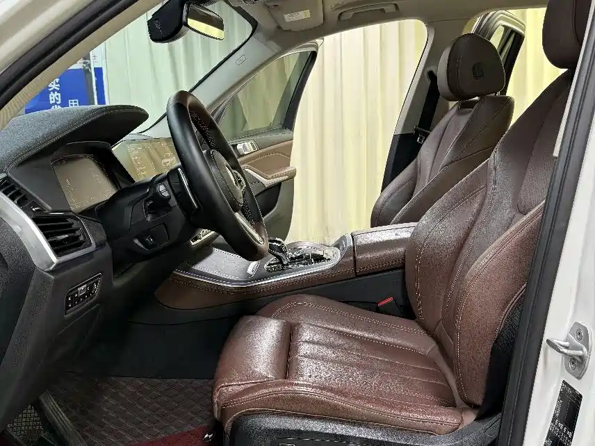 BMW X5 (Import) — фото 21