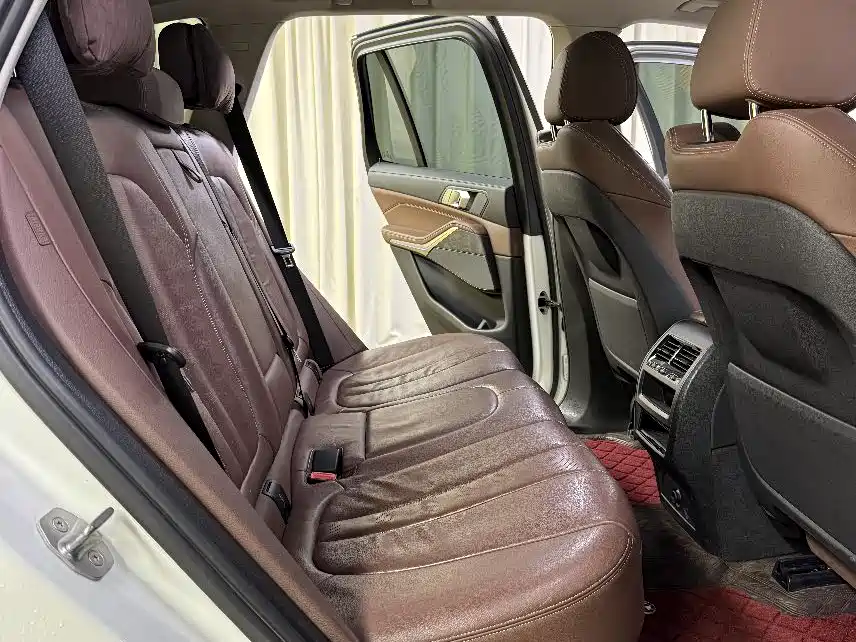 BMW X5 (Import) — фото 36