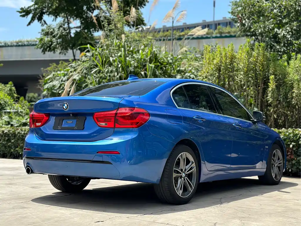 BMW 1 Series — фото 11