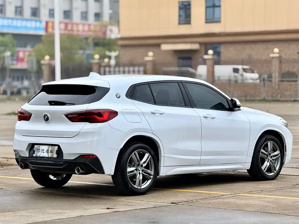 BMW X2 — фото 8