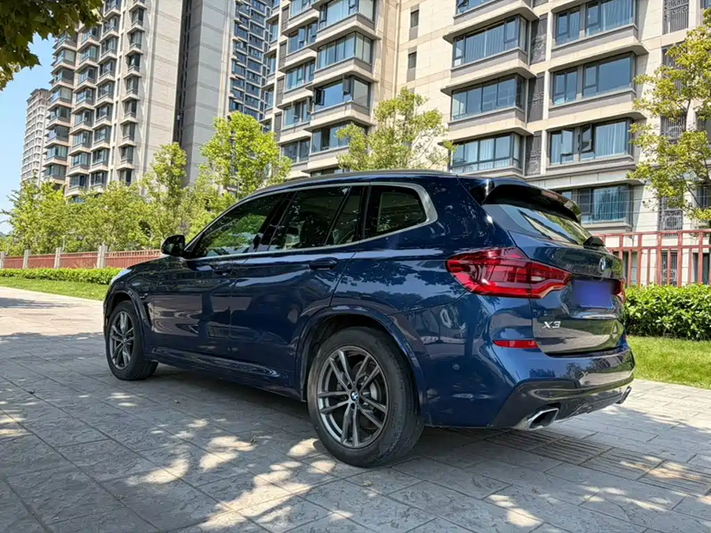 BMW X3 — фото 25