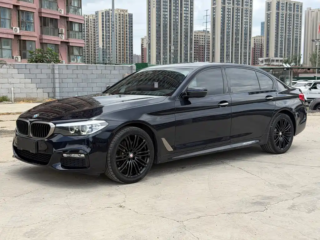 BMW 5 Series — фото 2