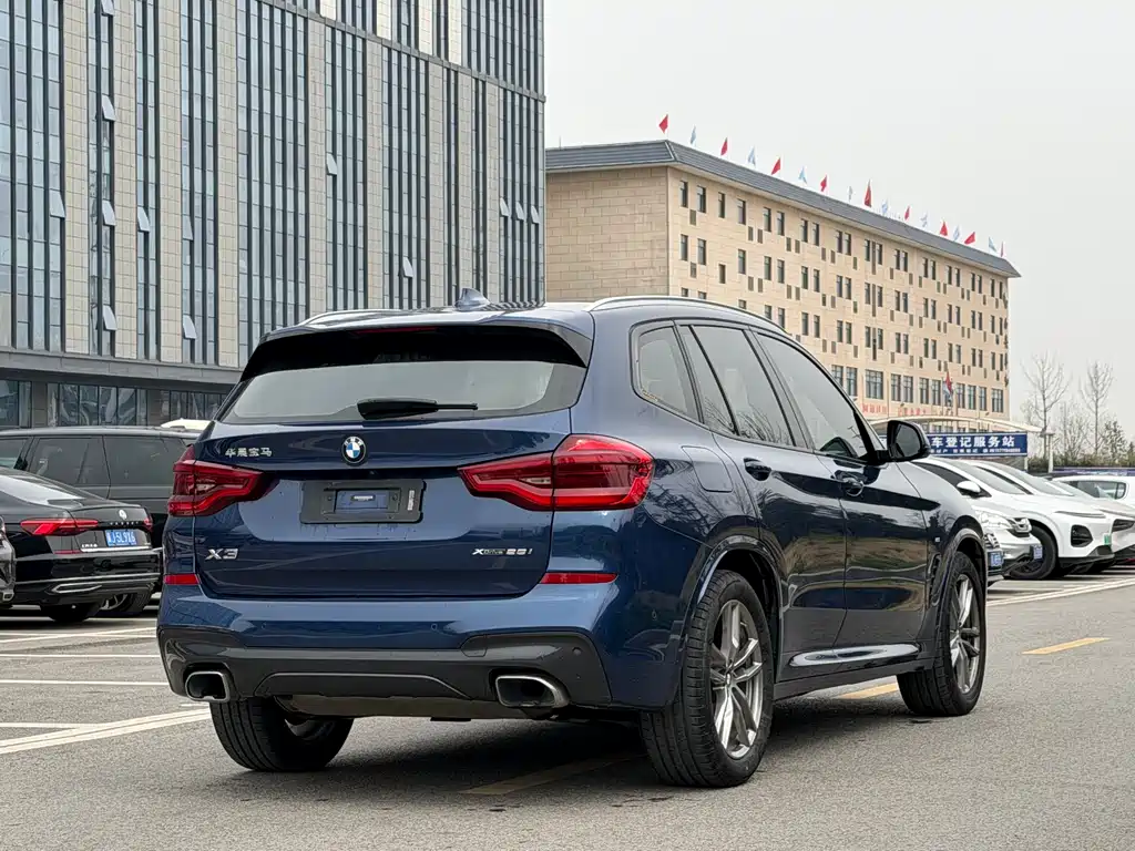 BMW X3 — фото 4