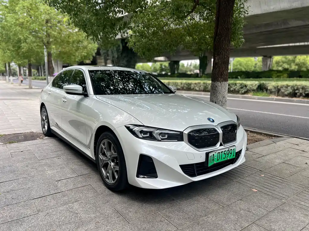 BMW i3 — фото 3