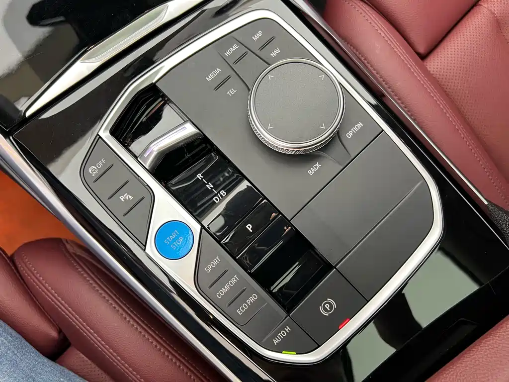 BMW i3 — фото 14