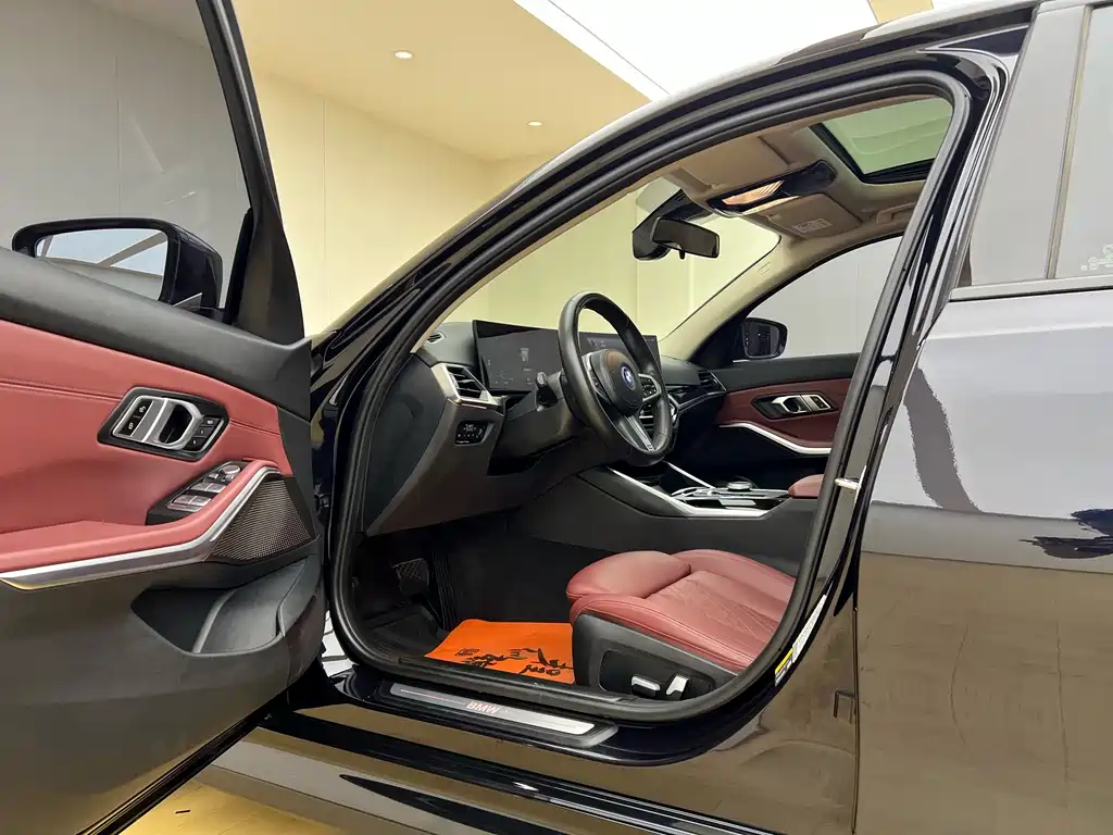BMW i3 — фото 15