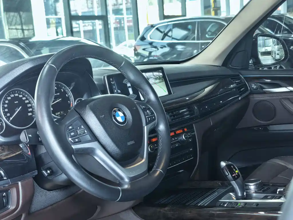 BMW X5 (Import) — фото 9