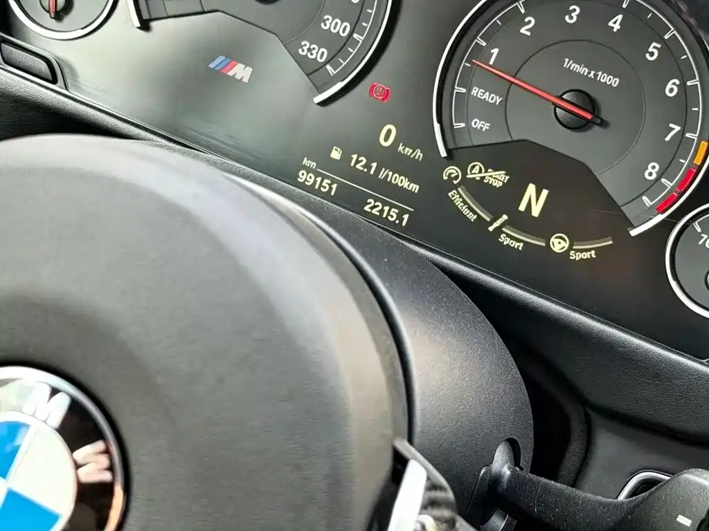 BMW M4 — фото 15