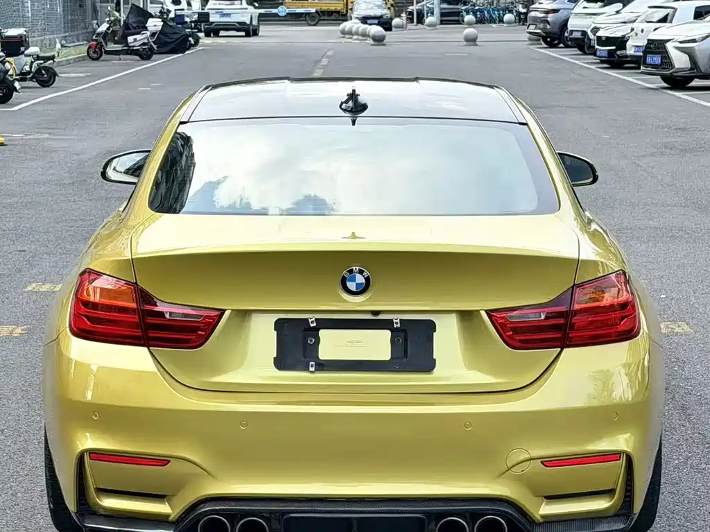 BMW M4 — фото 3