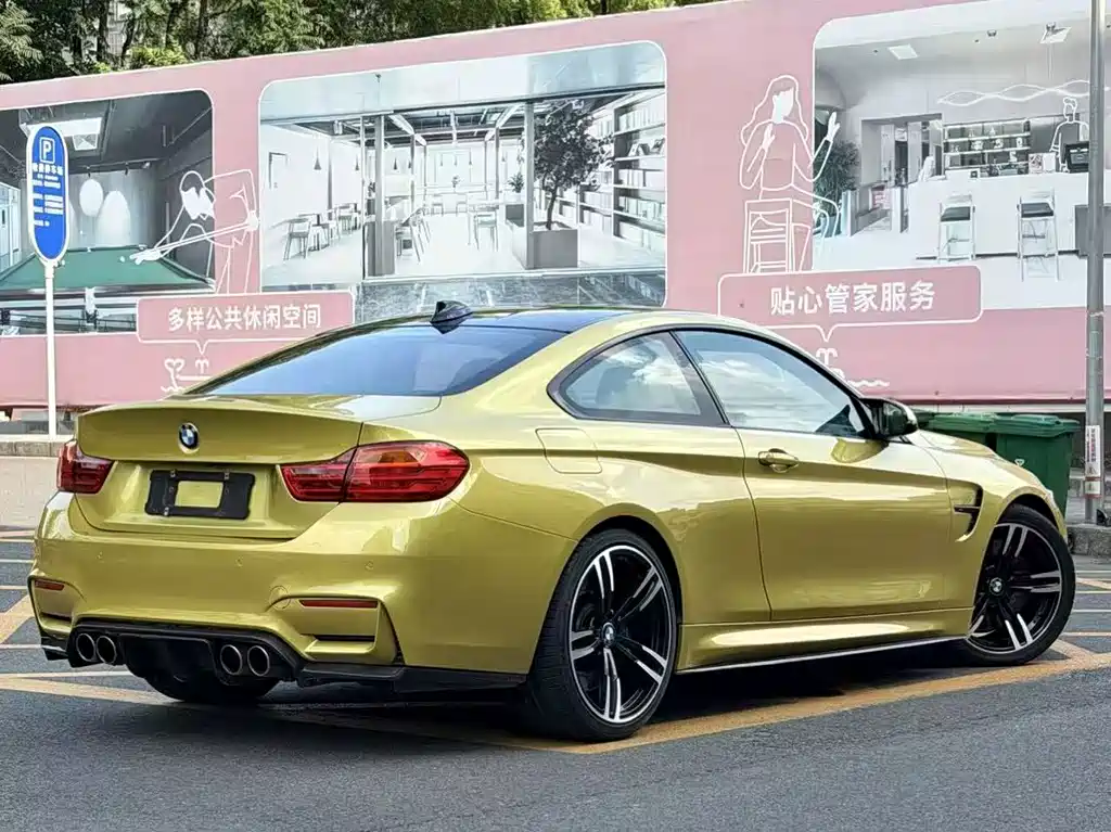 BMW M4 — фото 5