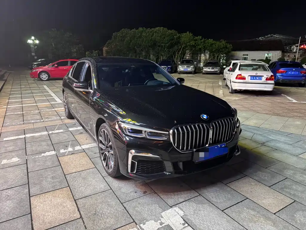 BMW 7 Series — фото 4