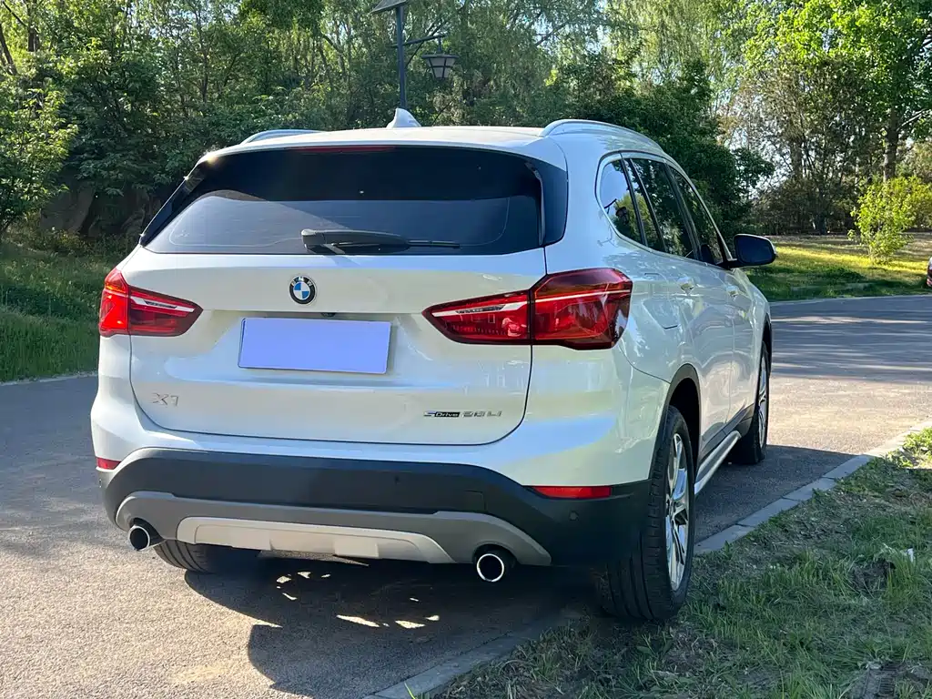 BMW X1 — фото 6