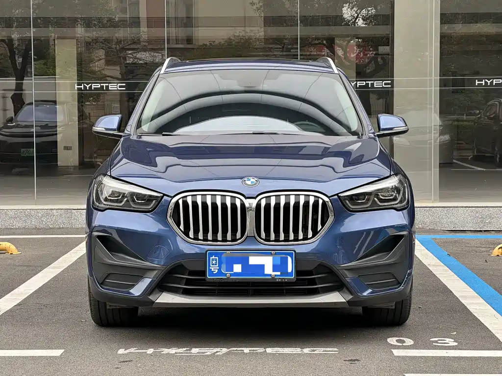 BMW X1 — фото 2