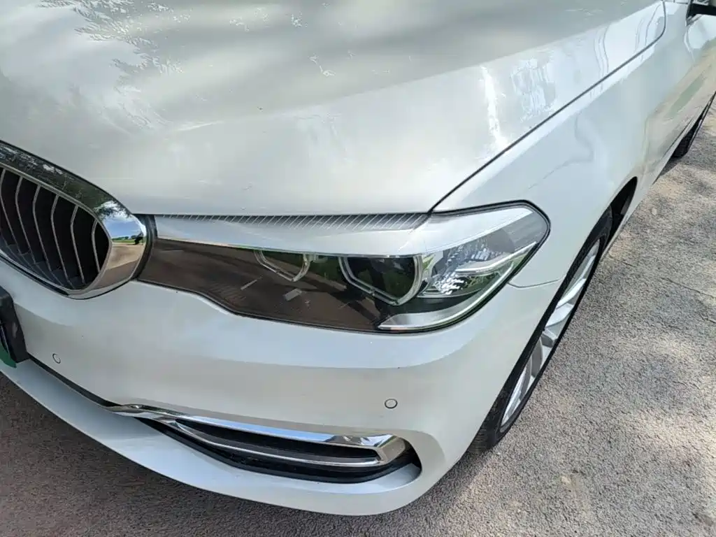 BMW 5 Series — фото 24