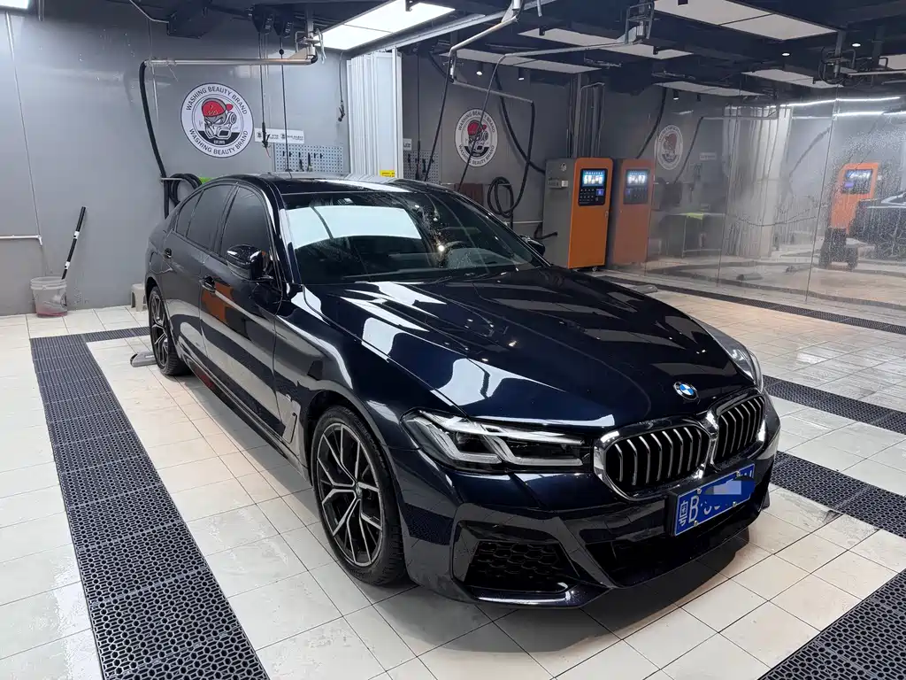 BMW 5 Series (Import) — фото 3