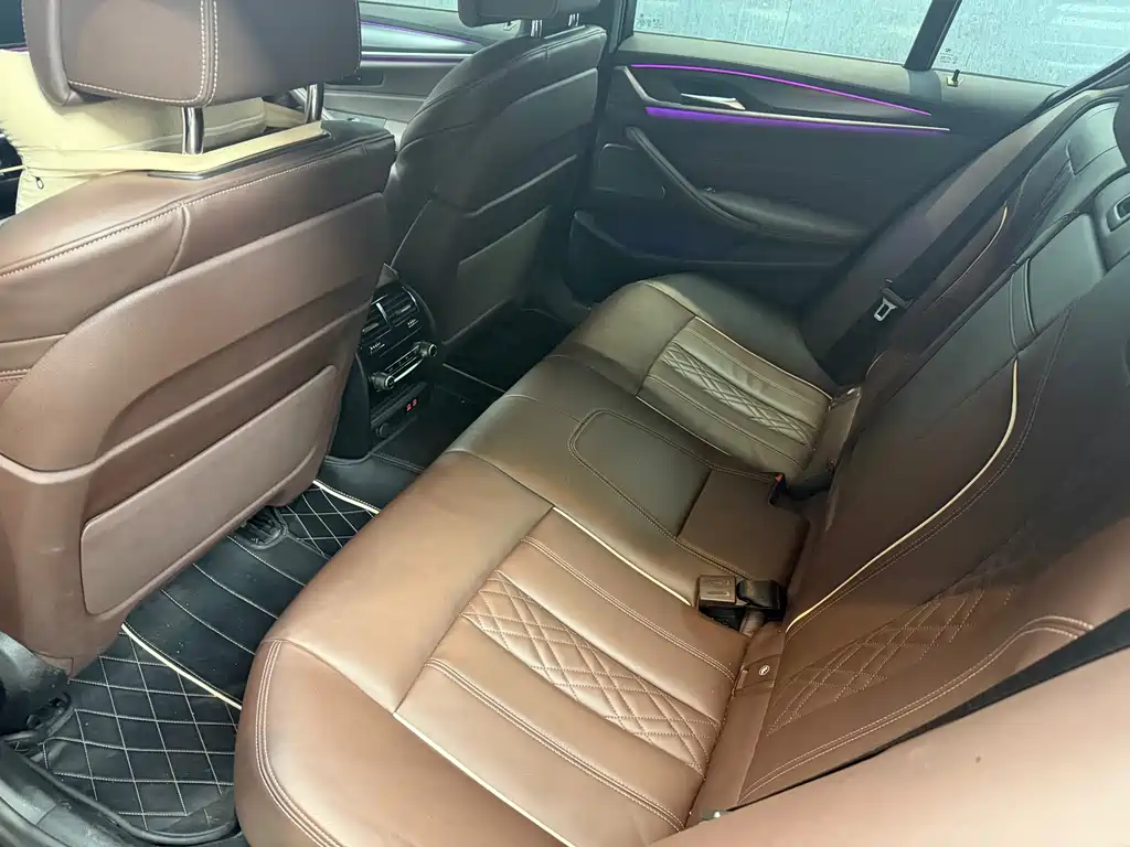 BMW 5 Series (Import) — фото 9