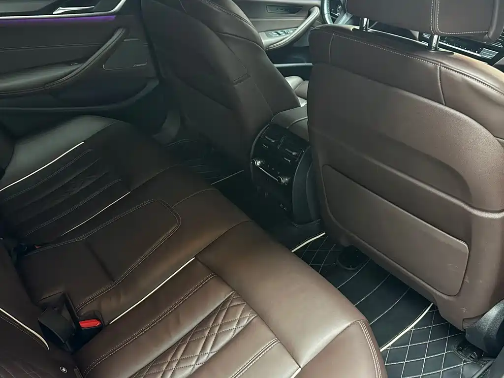BMW 5 Series (Import) — фото 10