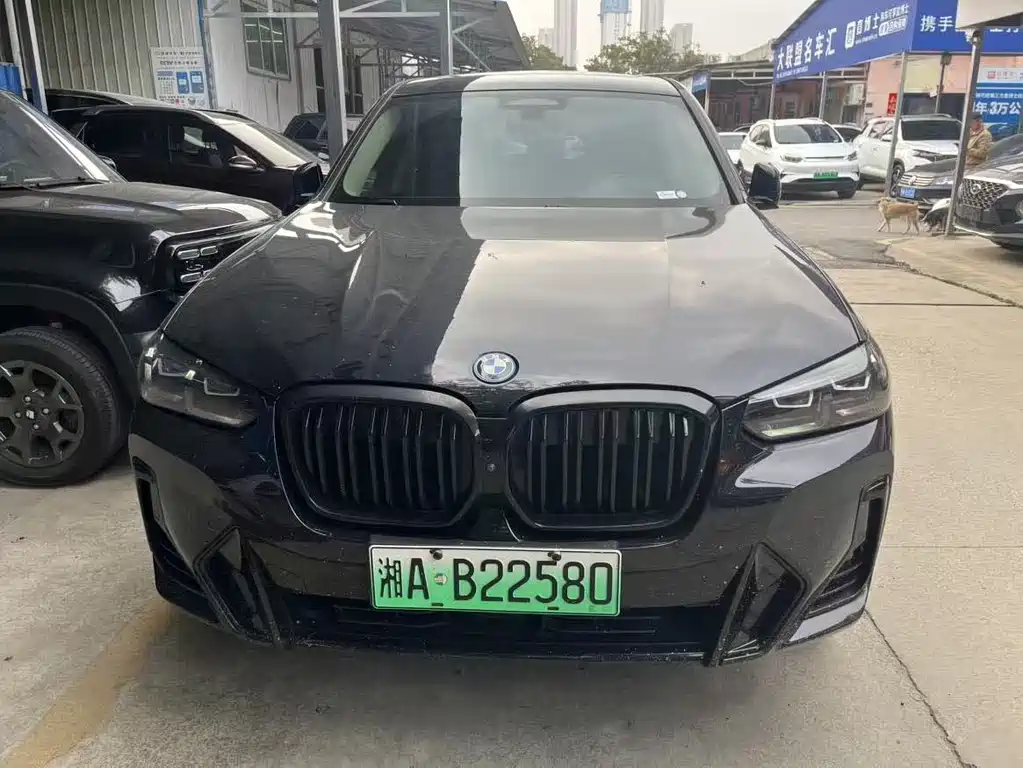 BMW iX3 — фото 2