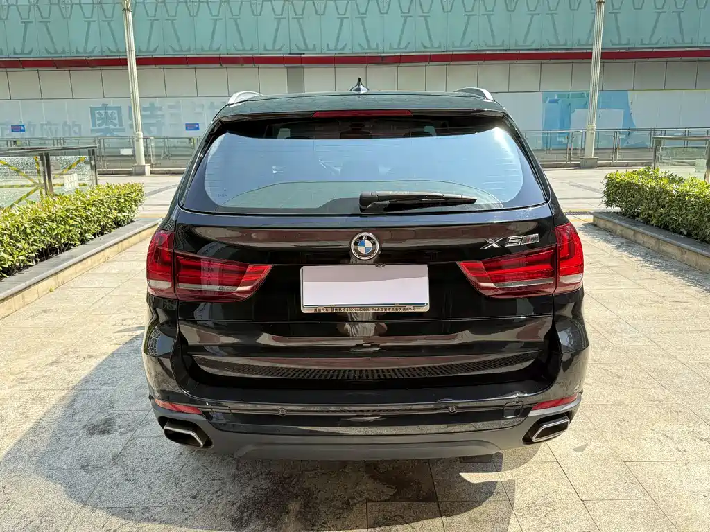 BMW X5 (Import) — фото 5