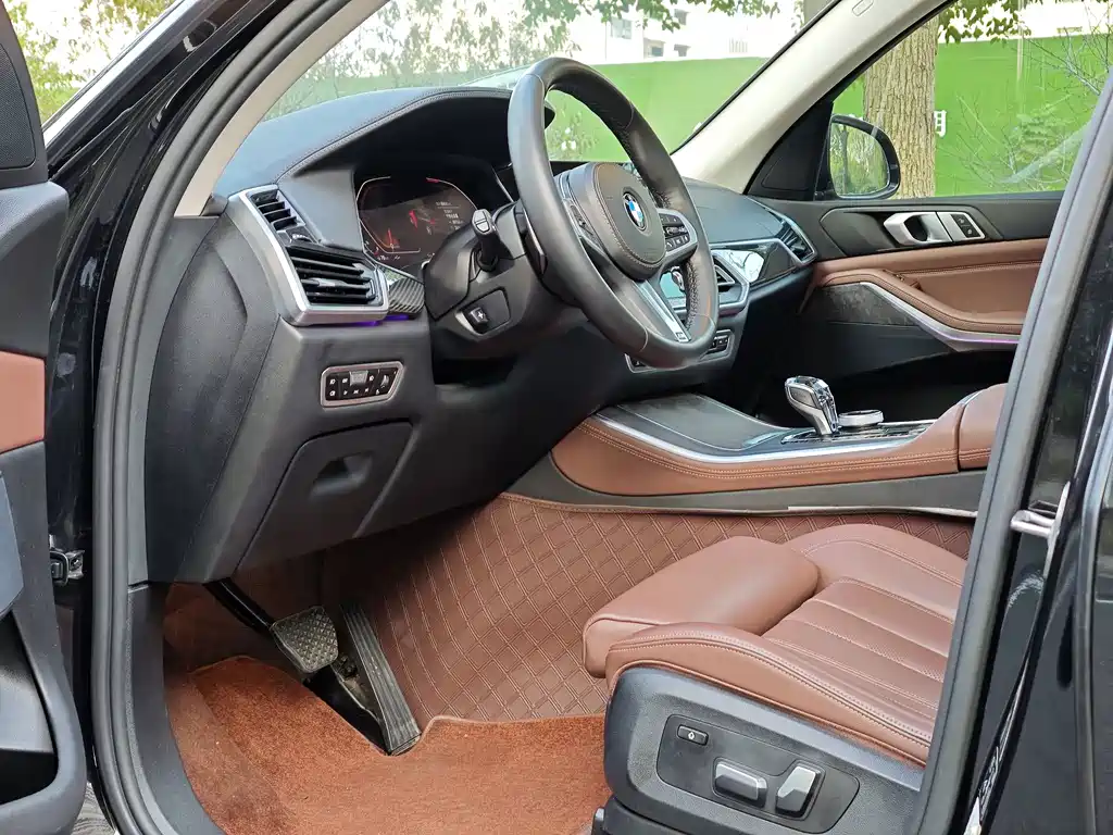 BMW X5 (Import) — фото 4
