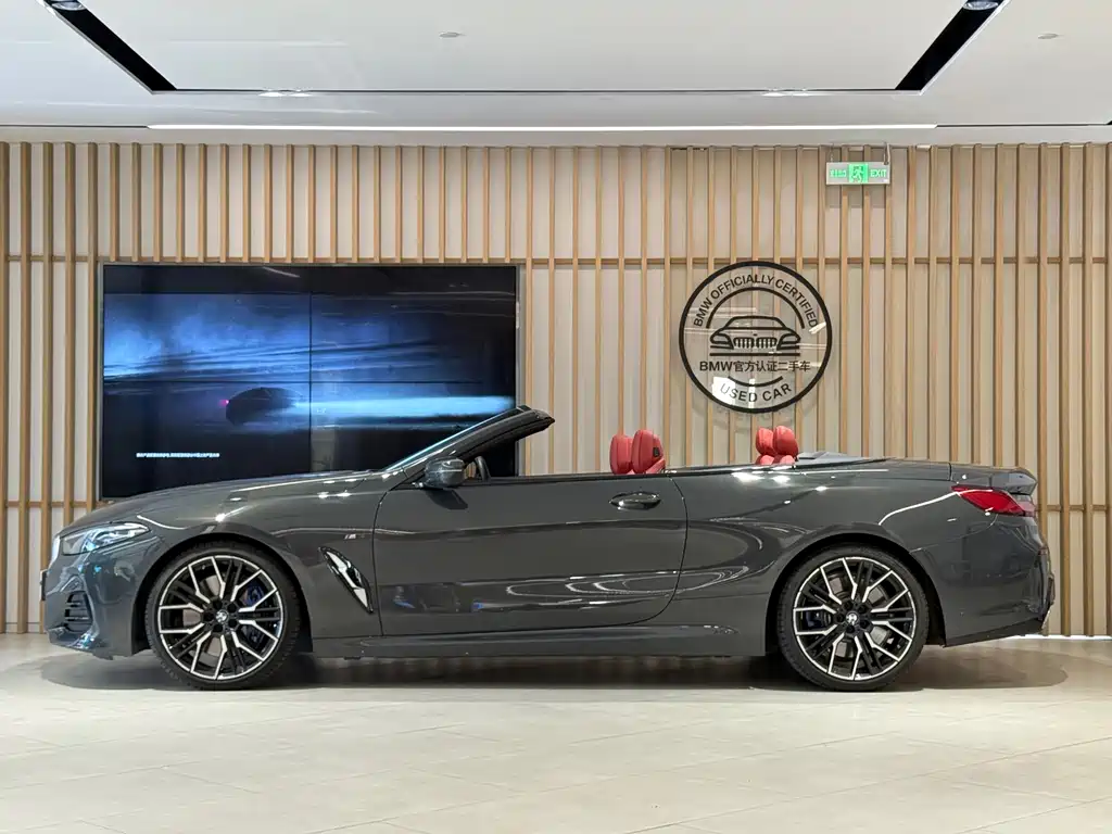 BMW 8 Series — фото 4