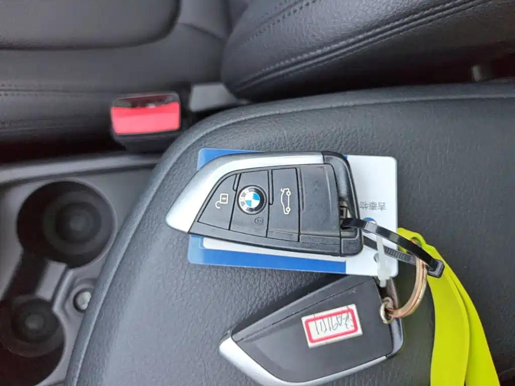 BMW 2 Series Active Tourer — фото 9
