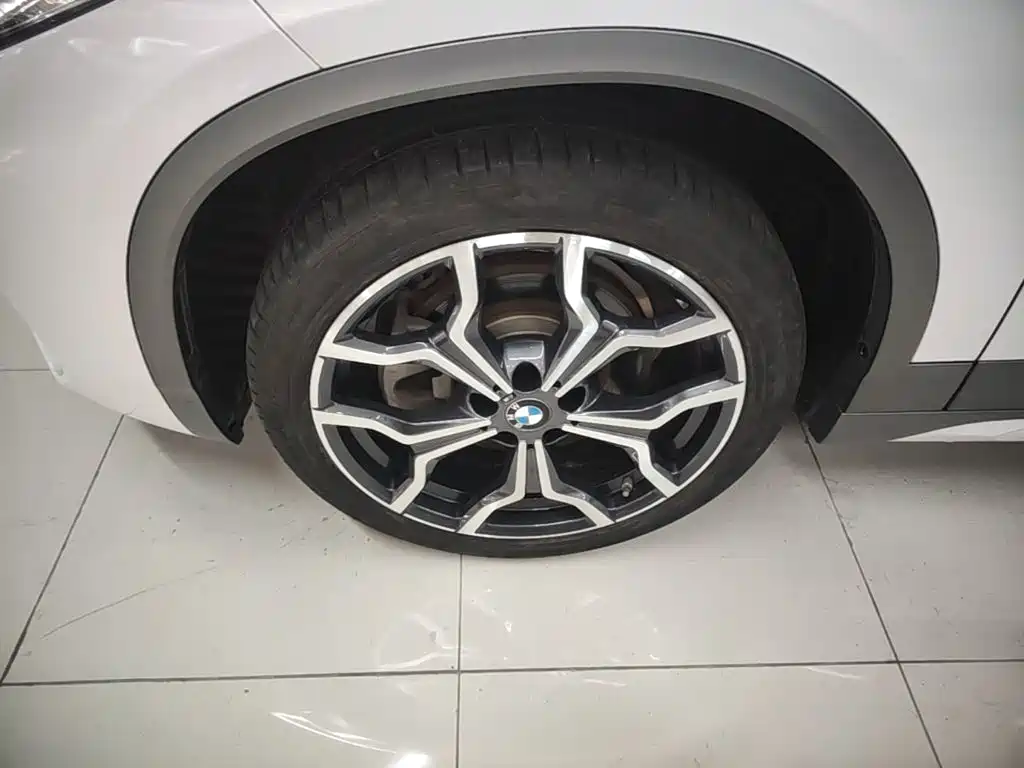 BMW X2 — фото 23