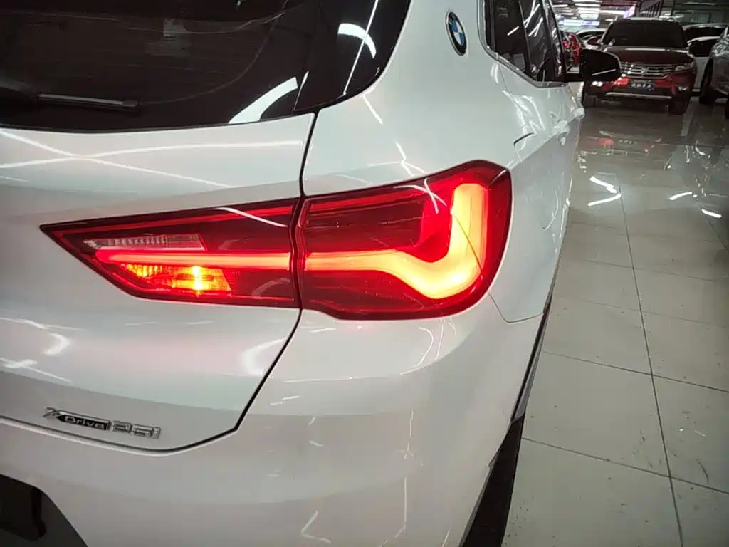 BMW X2 — фото 8