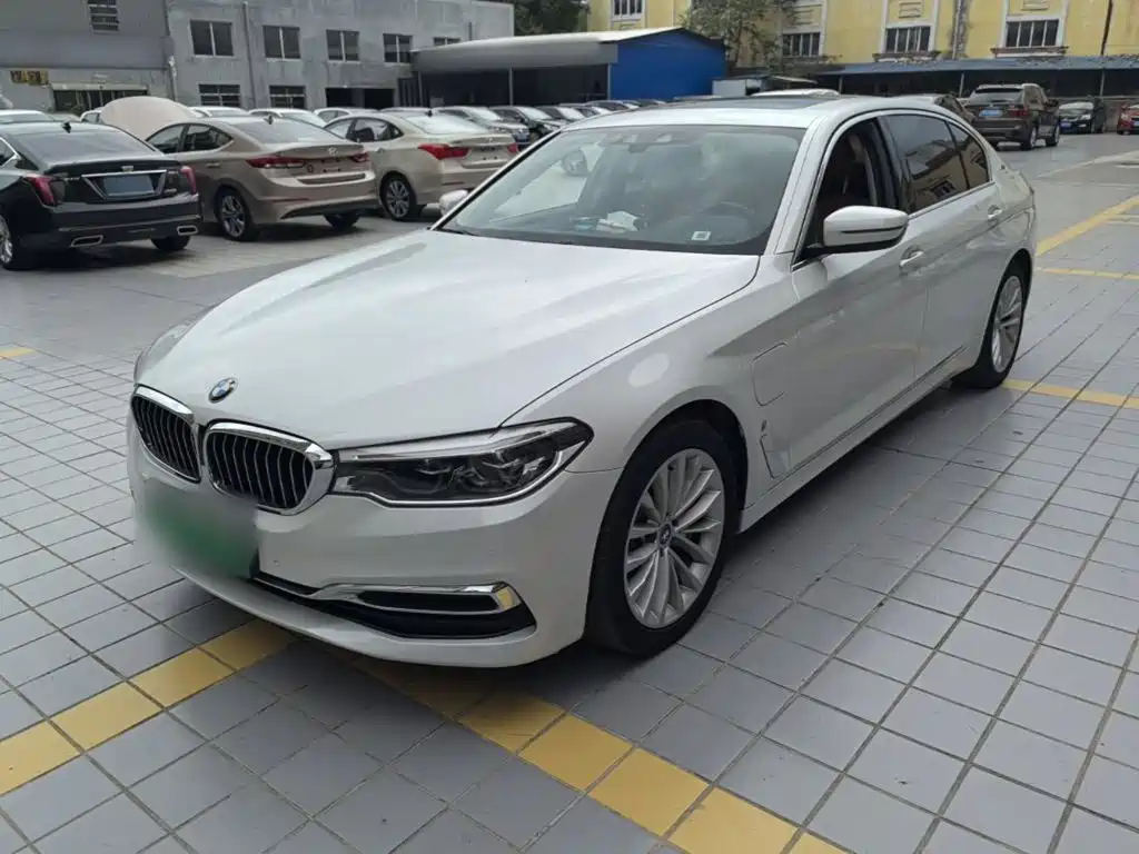 BMW 5 Series New Energy — фото 2