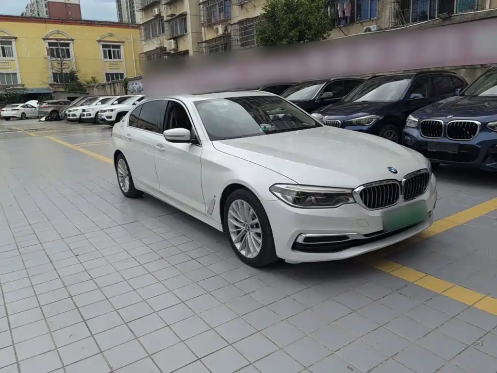 BMW 5 Series New Energy — фото 4