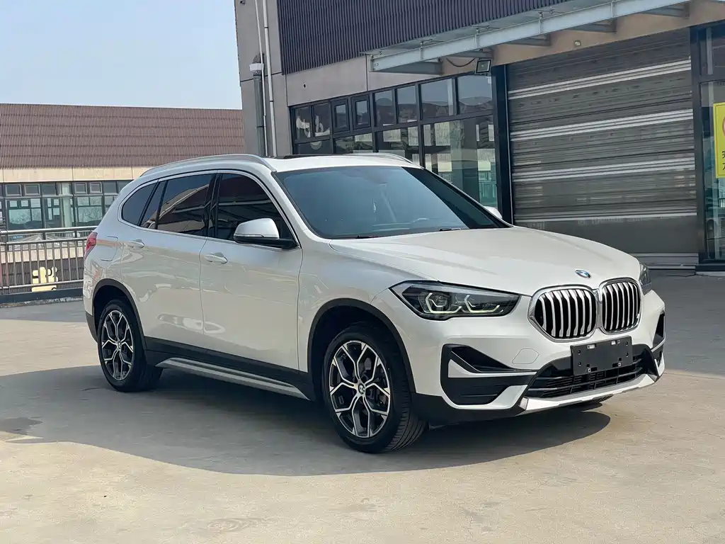BMW X1 — фото 3