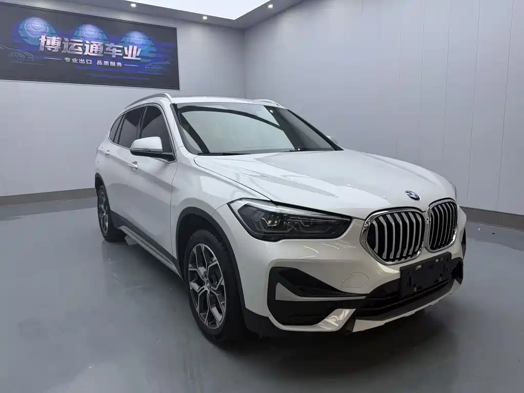 BMW X1 — фото 3
