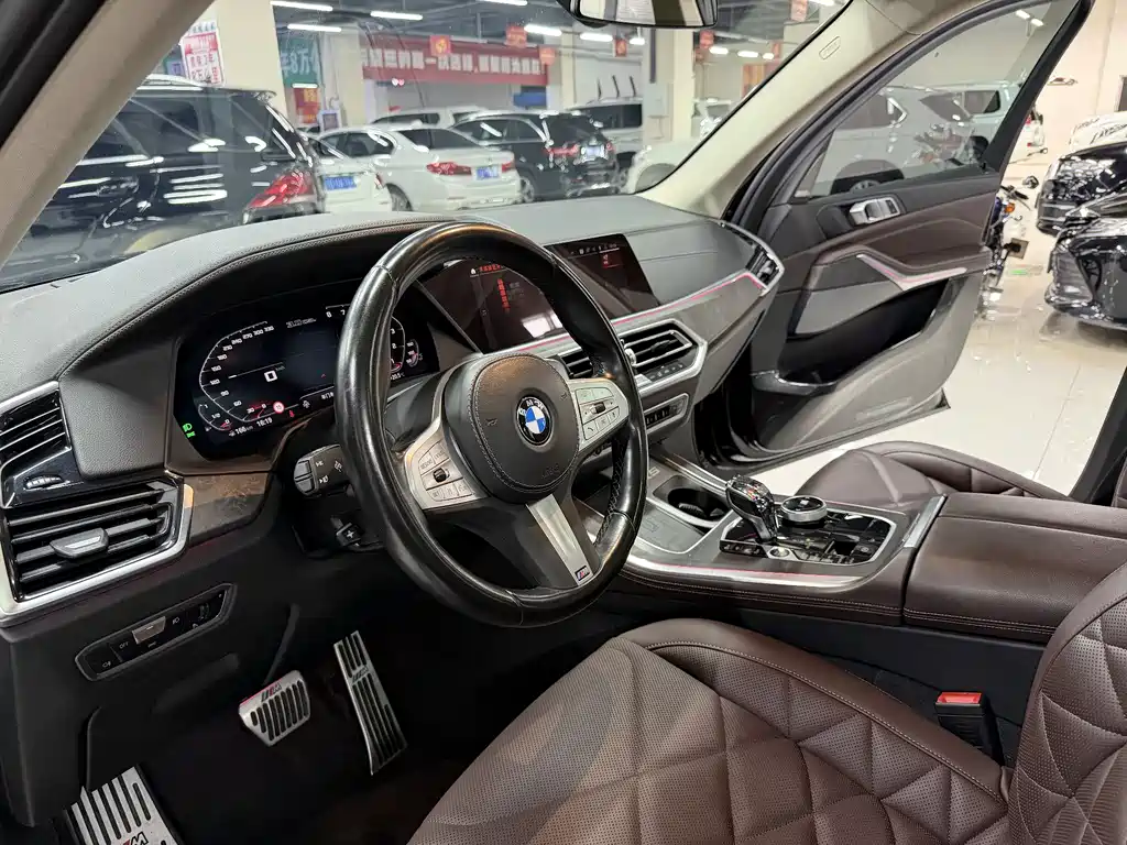 BMW X5 — фото 10