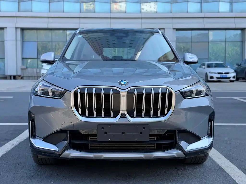 BMW X1 — фото 2