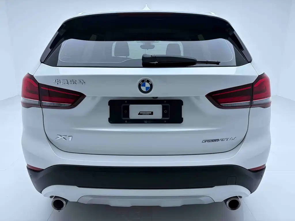 BMW X1 — фото 5