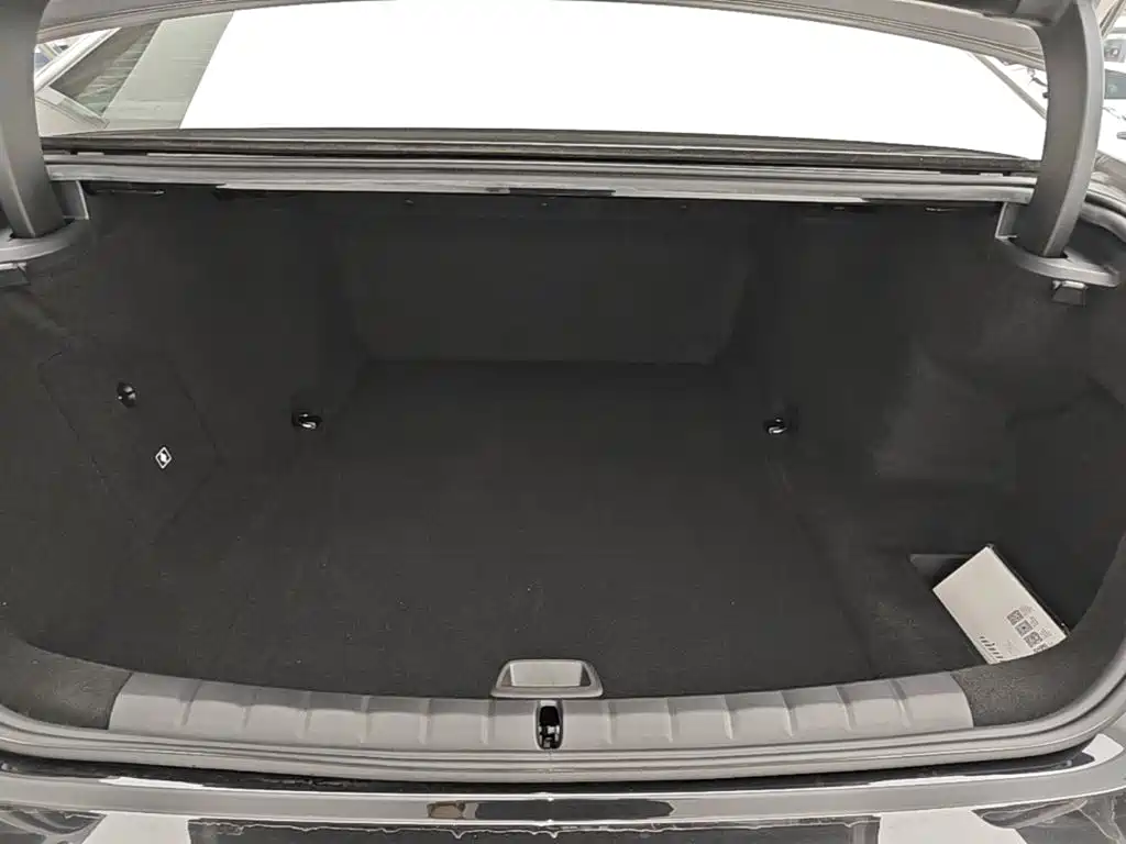 BMW i7 — фото 19