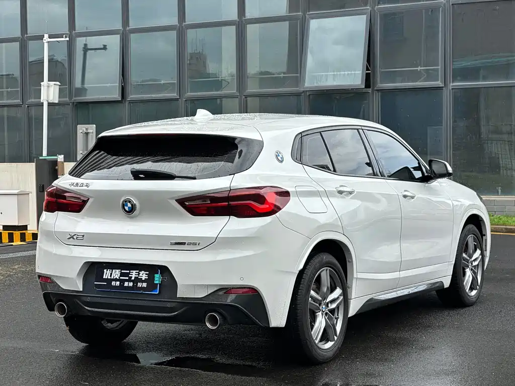 BMW X2 — фото 7