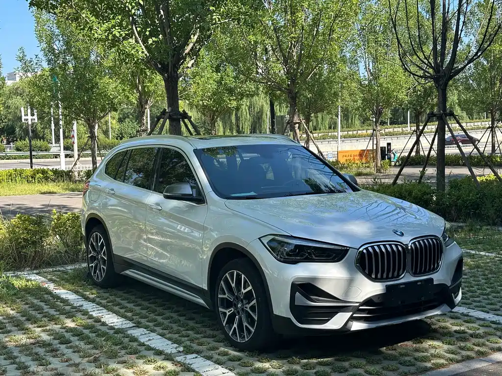 BMW X1 — фото 2